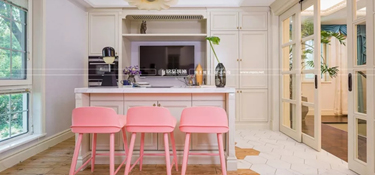 誰說廚房只能黑白灰？我家的廚房，是顏色不一樣的廚房，繽紛色彩開啟每一天的美好心情！