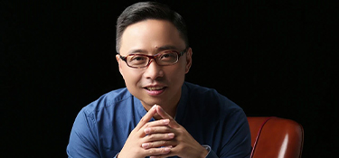 銘品裝飾創(chuàng)始人張一良，品味萬家裝修的紛呈人生，用十九年為設(shè)計(jì)師正名！