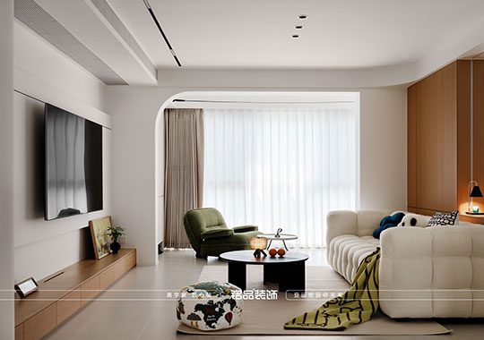 獨(dú)城名邸裝修 123平原木極簡裝修案例分享