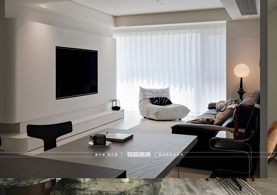 嘉興鴻翔云望府 113平黑白極簡風(fēng)格裝修案例分享