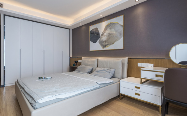 現代風格主臥裝修效果圖