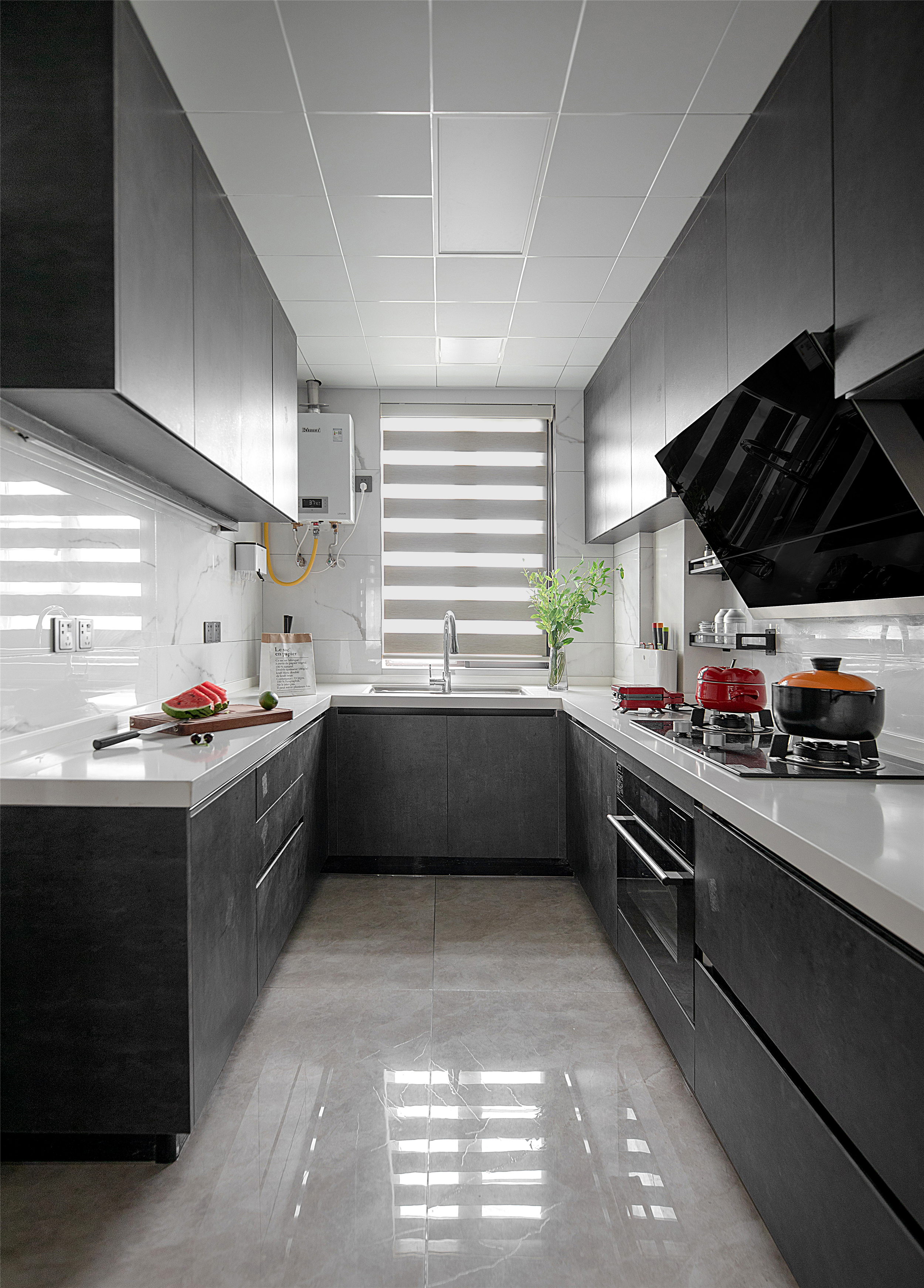 現(xiàn)代輕奢風(fēng)格裝修效果圖