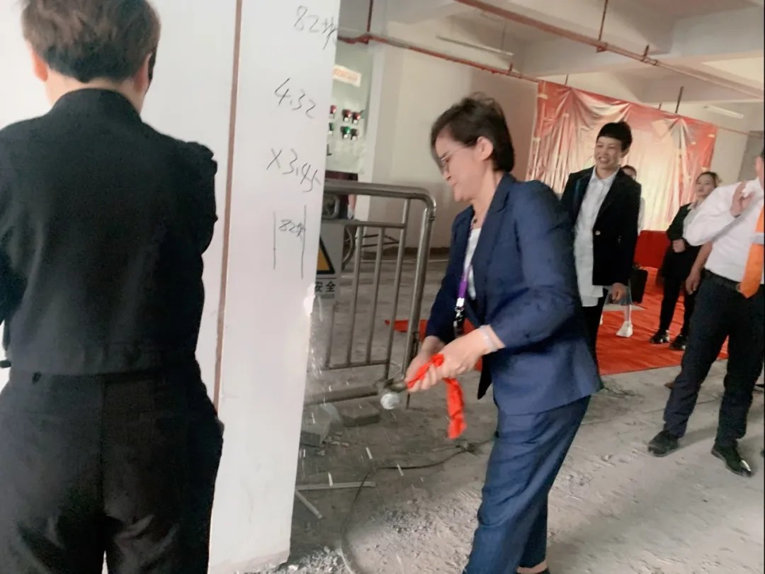 杭州裝修公司銘品裝飾再創(chuàng)新章，建德分公司開工典禮隆重舉行