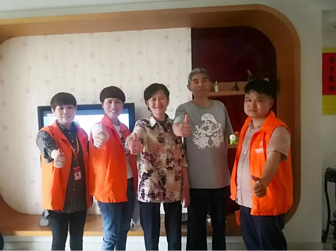 杭州裝修銘品裝飾回訪老客戶(hù)