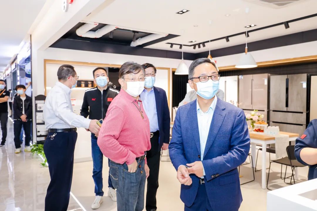 開(kāi)業(yè)大吉 剪彩時(shí)刻