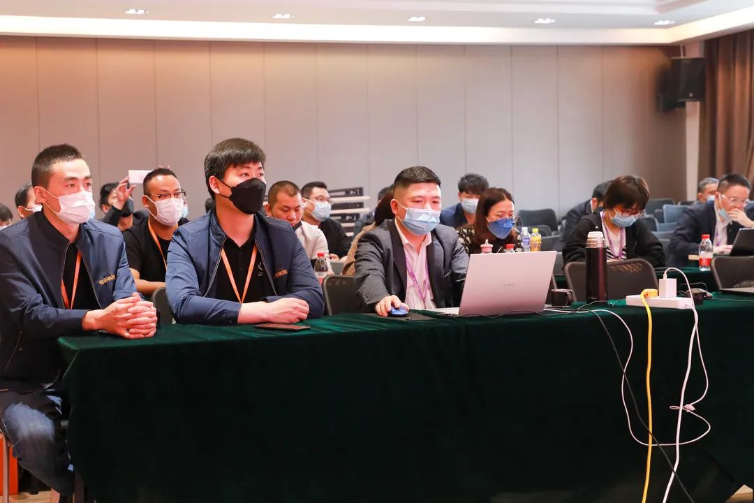 銘品裝飾五一工班表彰大會